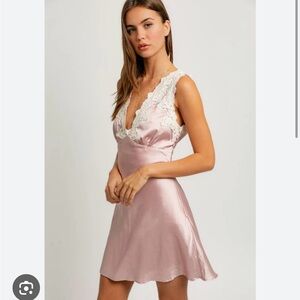Le Lis Blush Pink Lace-Trimmed Dress